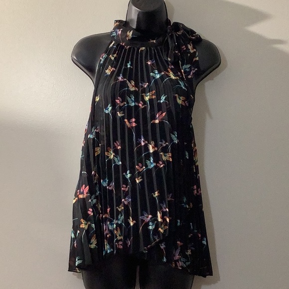 Fab’ rik Women Pleated Floral Top - Picture 1 of 6